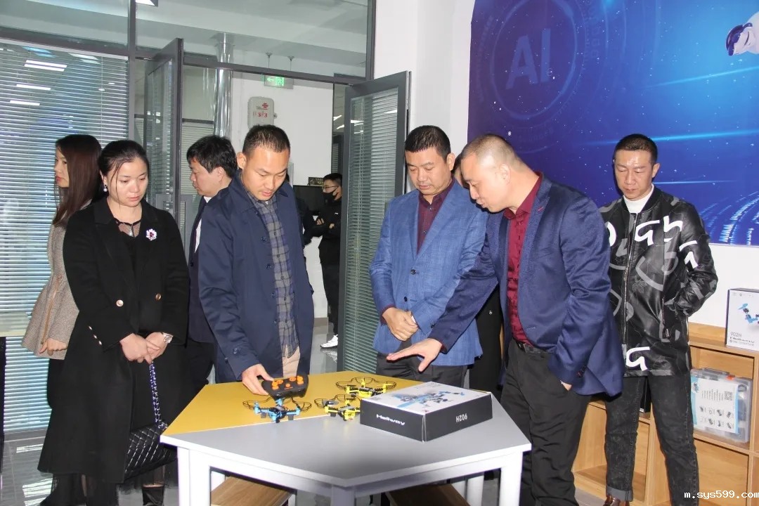 4.webp.jpg 4.webp.jpg