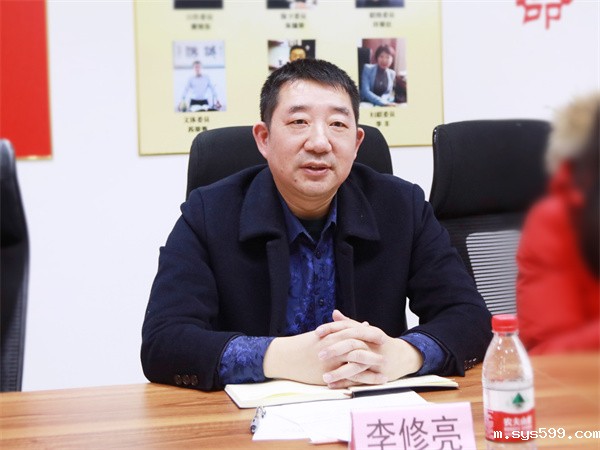 2L8A3552.jpg 2L8A3552.jpg