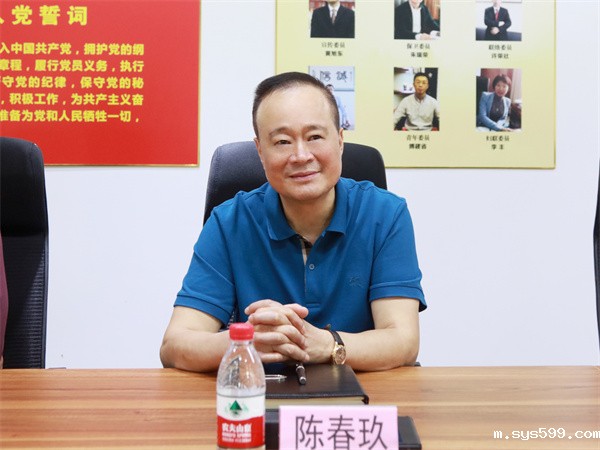 2L8A7200.jpg 2L8A7200.jpg