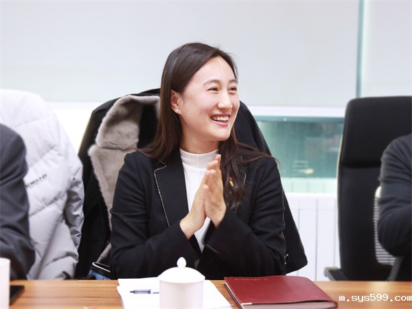 2L8A1979.jpg 2L8A1979.jpg