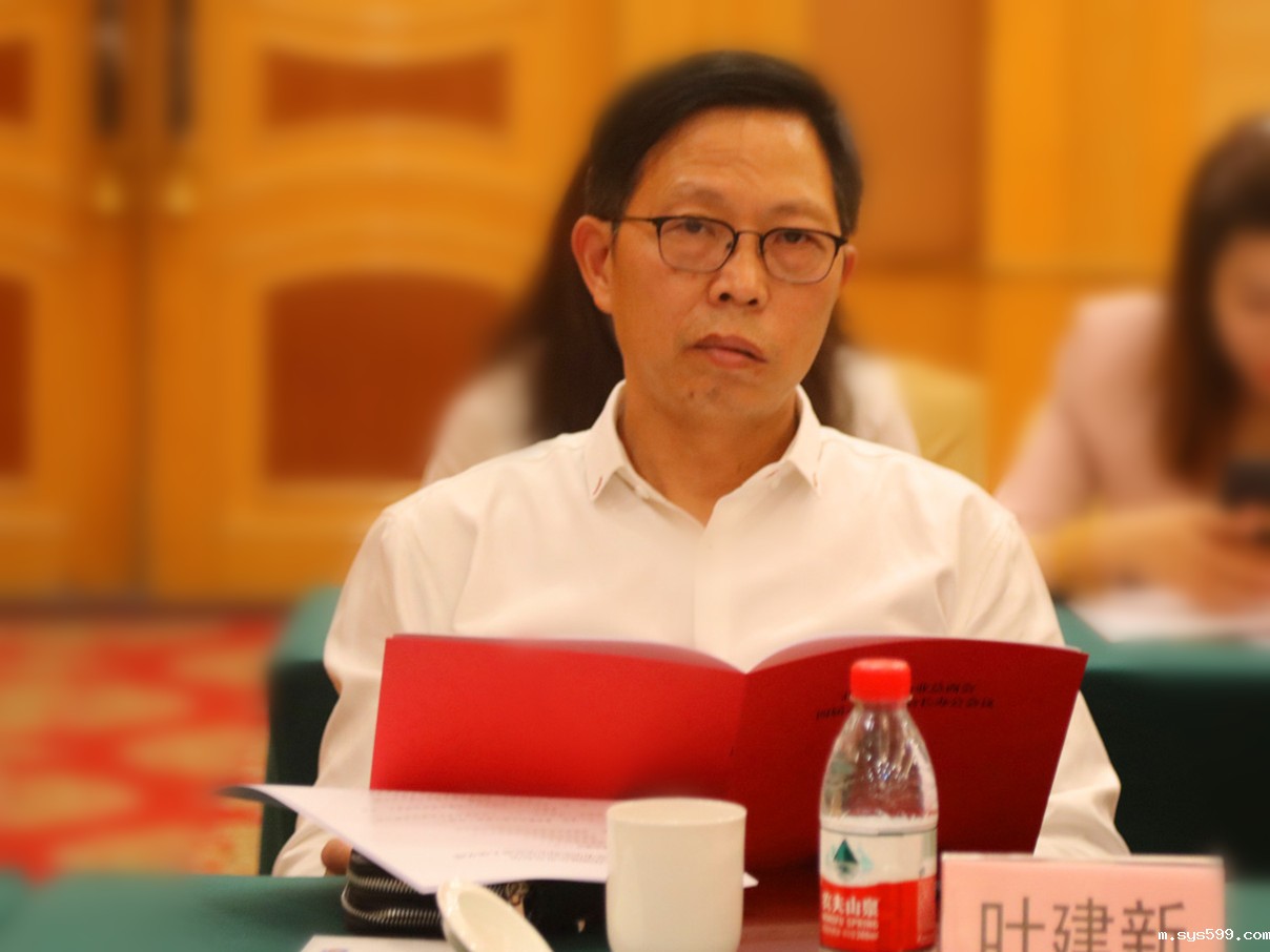 2L8A2204.jpg 2L8A2204.jpg