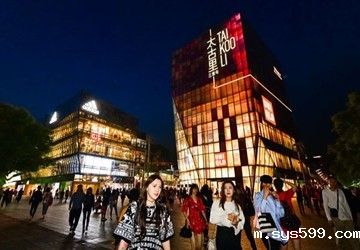 点亮夜经济 培育线上消费新模式 北京推22条措施促进“新消费”